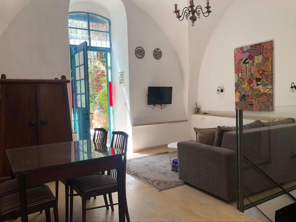 One Bedroom Stone Apartment Jerusalén Exterior foto